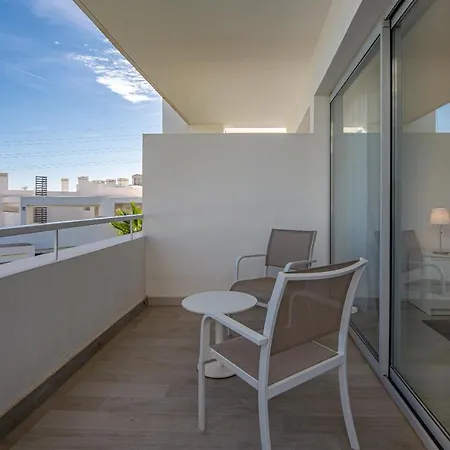 Splendide 2 Ch Avec Terrasse Vue Mer Et Piscine *
